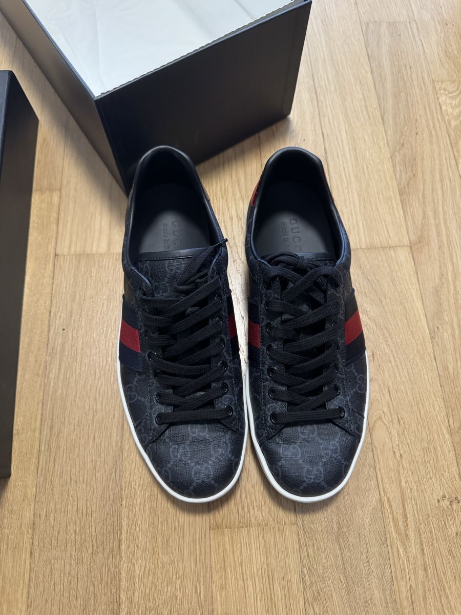 Gucci Scarpe da uomo: Gucci Sneaker Gr. 42- Top Zustand – Usato da Ennetbaden venduto da ste_w9z6 2