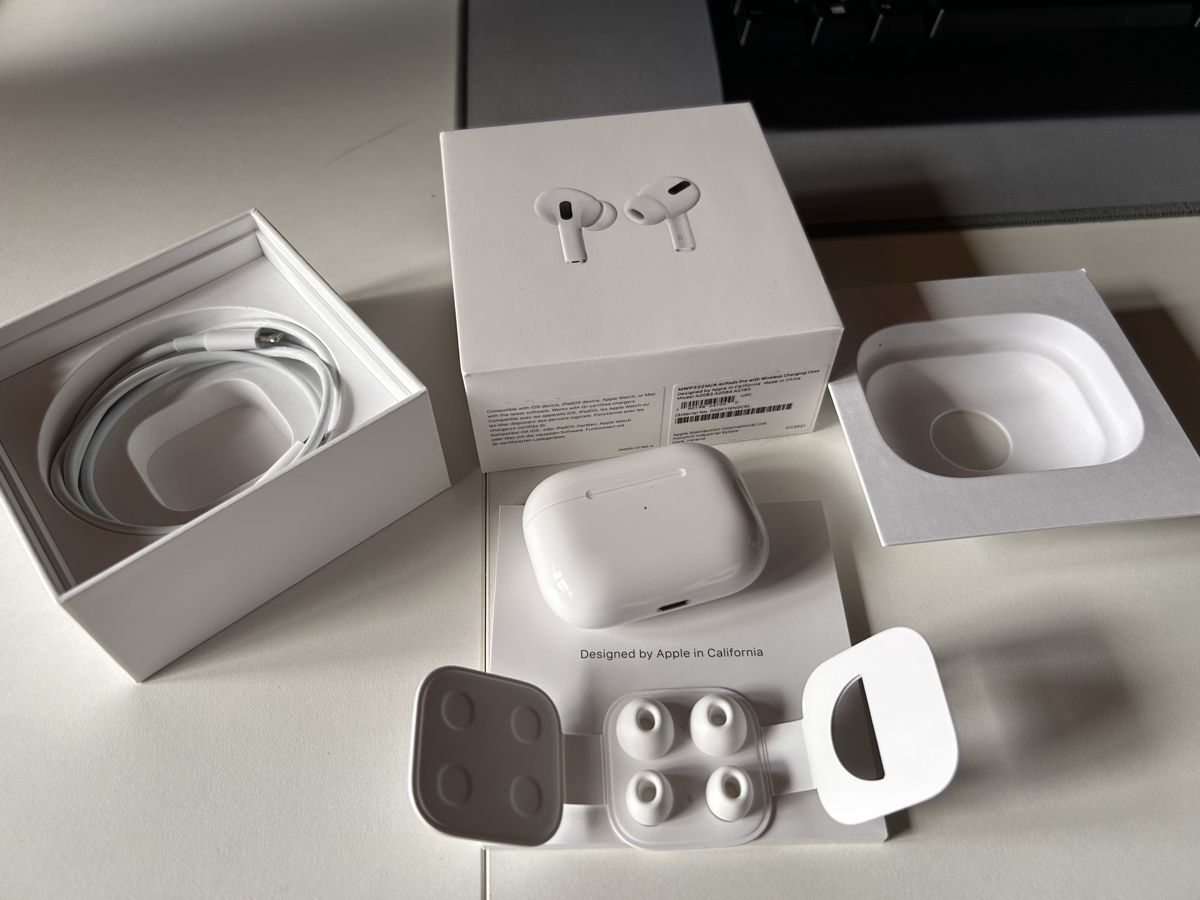 Apple Cuffie: Apple AirPods Pro – Usato da Schwenden venduto da Riipper