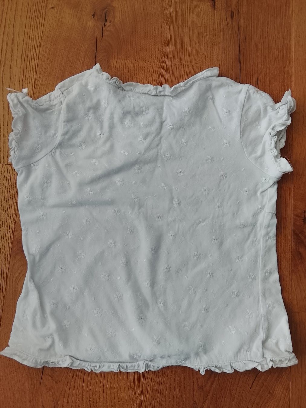 Camicette, T-shirt & Top: Tanktop Gr.120 – Usato da St. Gallen venduto da Okonomyiaki 1
