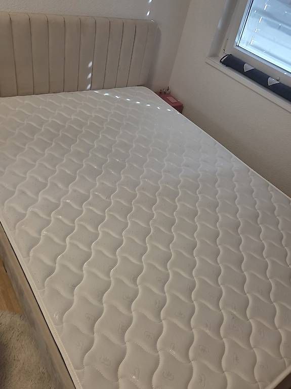 Matelas: Matratze 140x200cm – D'occasion à Spreitenbach par Brm4 3