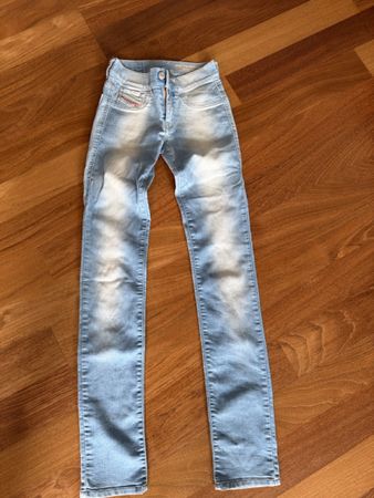 Diesel Jeans Damen hellblau Stretch Grösse W23 Zustand gut