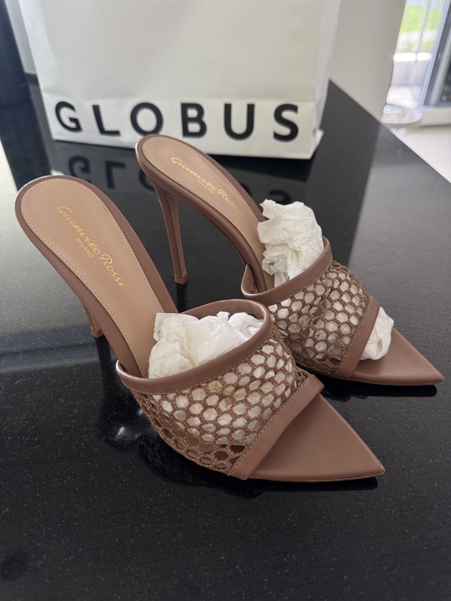 Gianvito Rossi Scarpe da donna: Gianvito Rossi Mules  Netz Leder beige Gr 38 – Usato da Altendorf venduto da Aleksandrasa 1