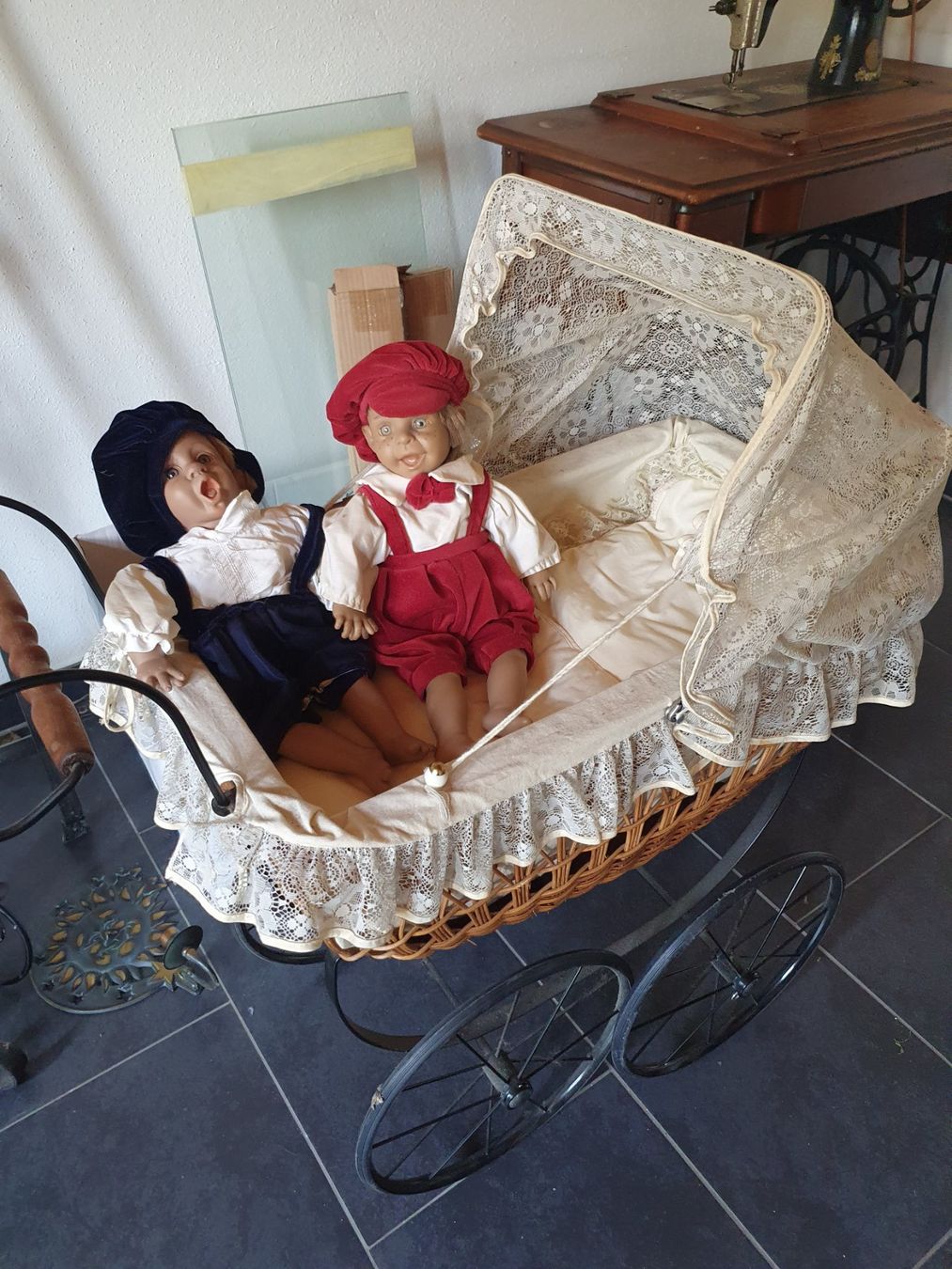 Puppenwagen: Alter Puppenwagen – Gebraucht aus Bettlach von Koe020 1
