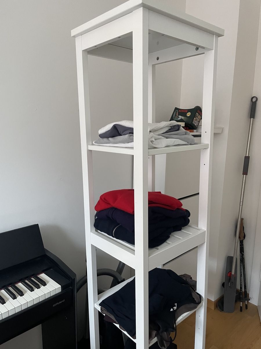 Ikea Scaffali: Ikea Hemnes Regal Weiss – Usato da Zürich venduto da LiviaMariaC