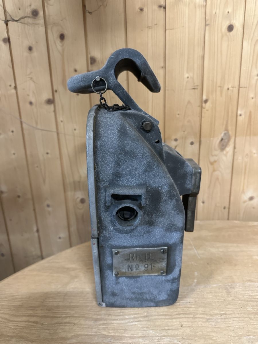 Lampade: Bahnlampe RhB Nr. 91 – Usato da Baar venduto da Hillsboro 1