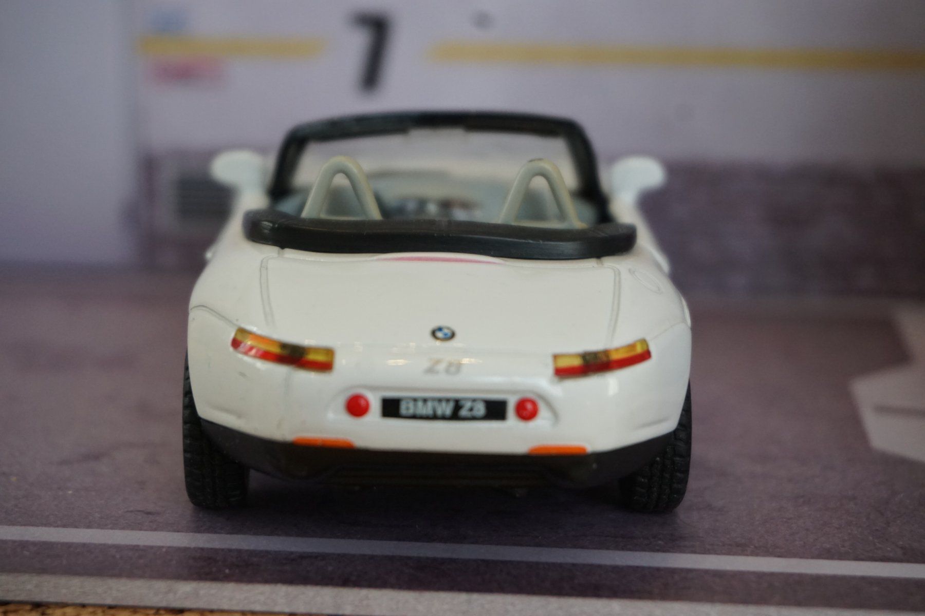BMW Modellini d'auto: Kinsmart BMW Z-8 1:36 COOL !!!!!!!!!!!! – Usato da Reiden venduto da Doppeldecker69 2
