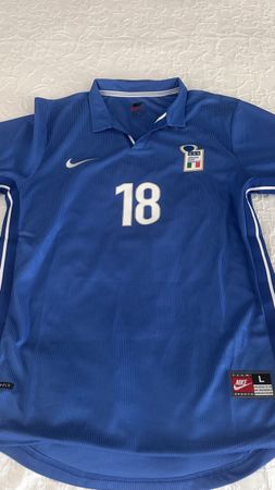 Italy Jersey World Cup 1998 - Roberto Baggio 18