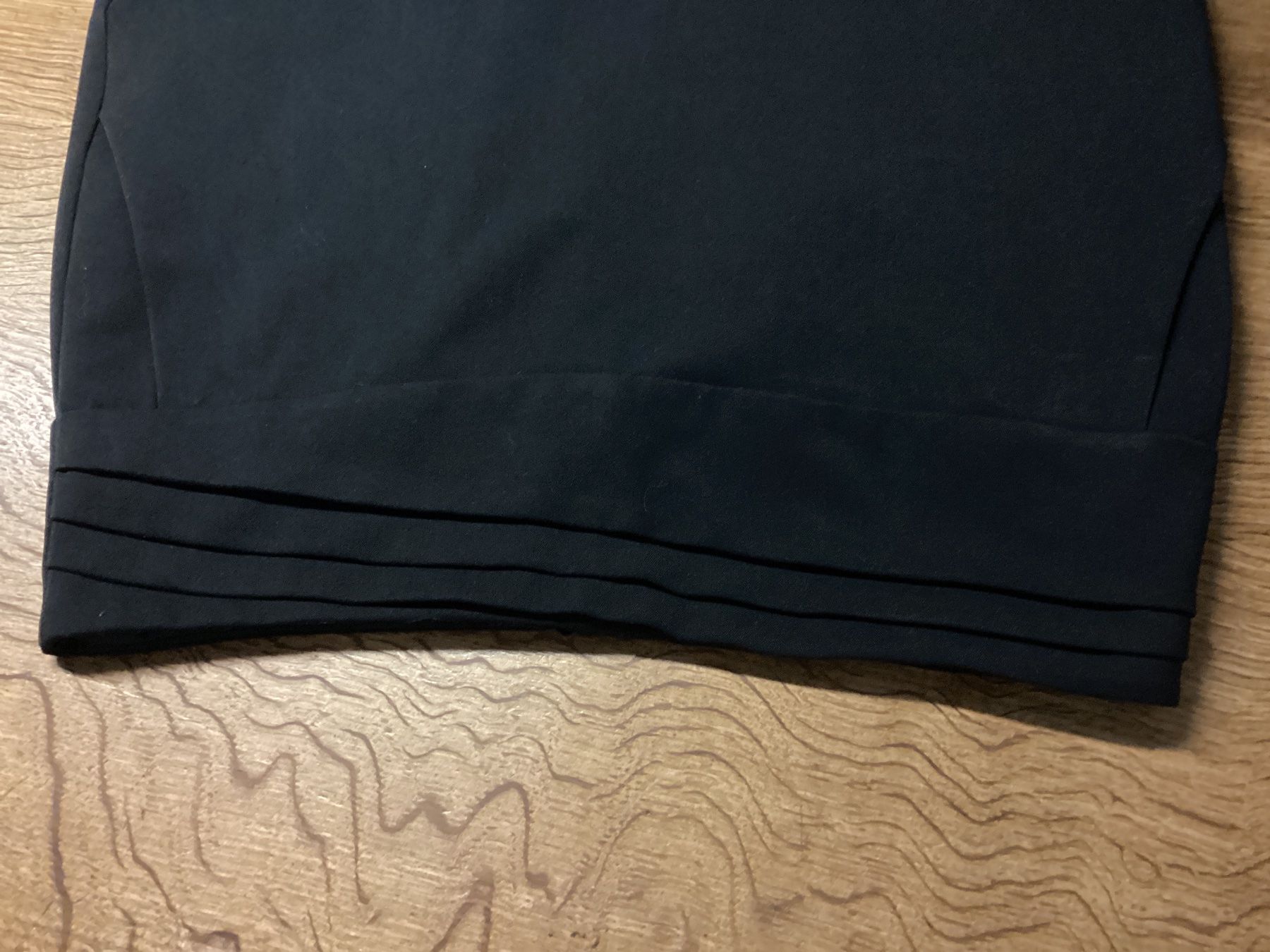 C&A Gonne: C & A JUPE/ROCK Gr.40/M schwarz klassisch – Usato da Frauenfeld venduto da Boldi46 1
