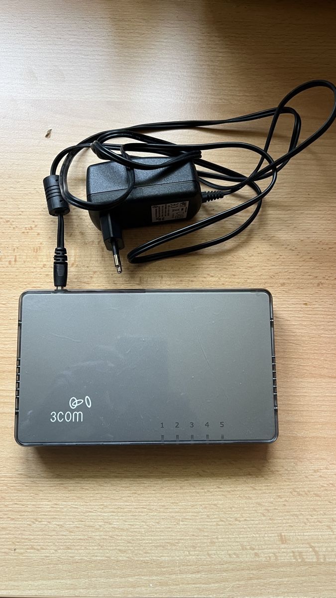 Hubs & Switches: 3Com Gigabit Switch – D'occasion à Hoeri par negoziation 2