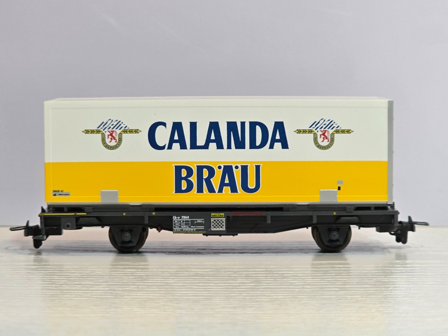 Bemo Modellini di ferrovie: Bemo, 2269124, RhB, Lb-v, Containerwagen, Calanda Bräu, neu – Nuovo e nell'imballaggio originale da Kloten venduto da Nicola2 2