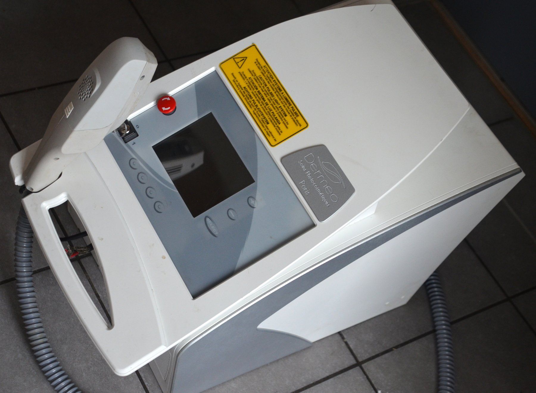 Medizinische Geräte: DERMEO ESTHEFLASH 3 - IPL Intense Pulsed Light – Gebraucht aus Collonges von arashee 2