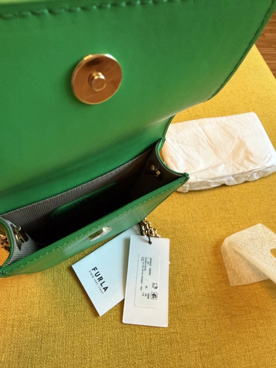 Furla Borse da donna: Furla Handy-Umhängetasche Neu – Nuovo e nell'imballaggio originale da Feusisberg venduto da Mila1122 3