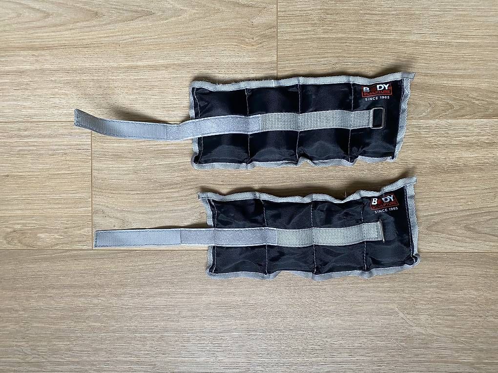 Manubri & Pesi: Umschnallbare Gewichte für Beine oder Arme – Usato da Frauenfeld venduto da an1.h