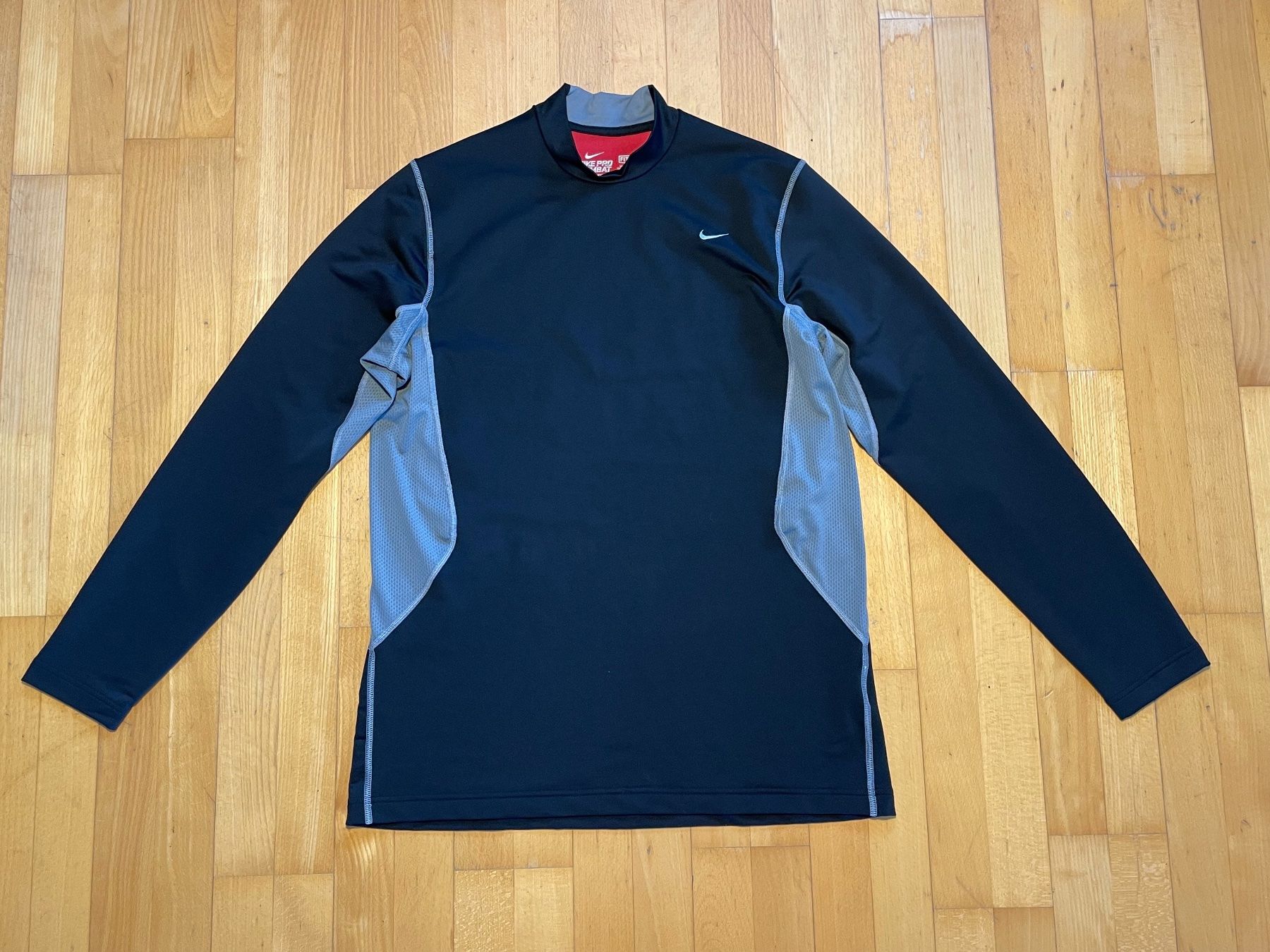 Nike Maglioni & Felpe: 2013 Nike Pro Combat Longsleeve Sz XL – Usato da Zürich venduto da le_souk