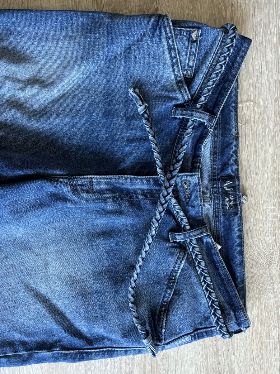 Jeans: Jeans Armani bleu 27 Eu – Usato da Ostermundigen venduto da Delphine74 4