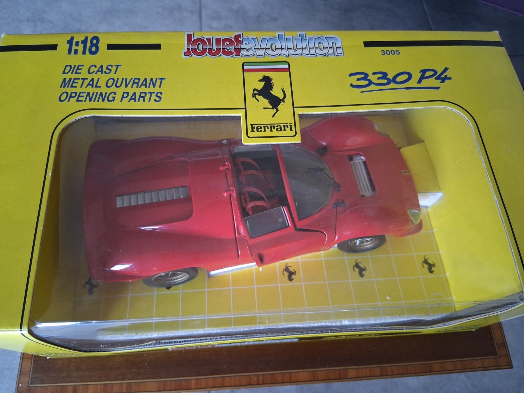 Ferrari Modellautos: Ferrari 330 P4 – Neu und originalverpackt aus Feusisberg von peterw_777 1