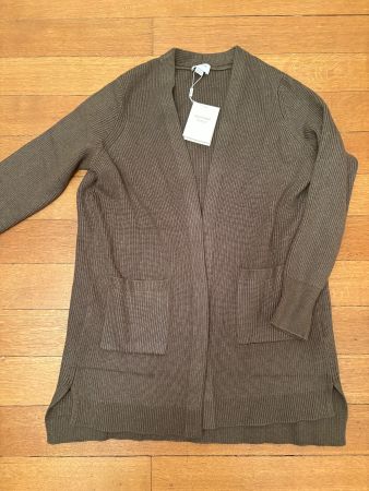 Seraphine - Strickjacke (oliv), Grösse M (NEU)