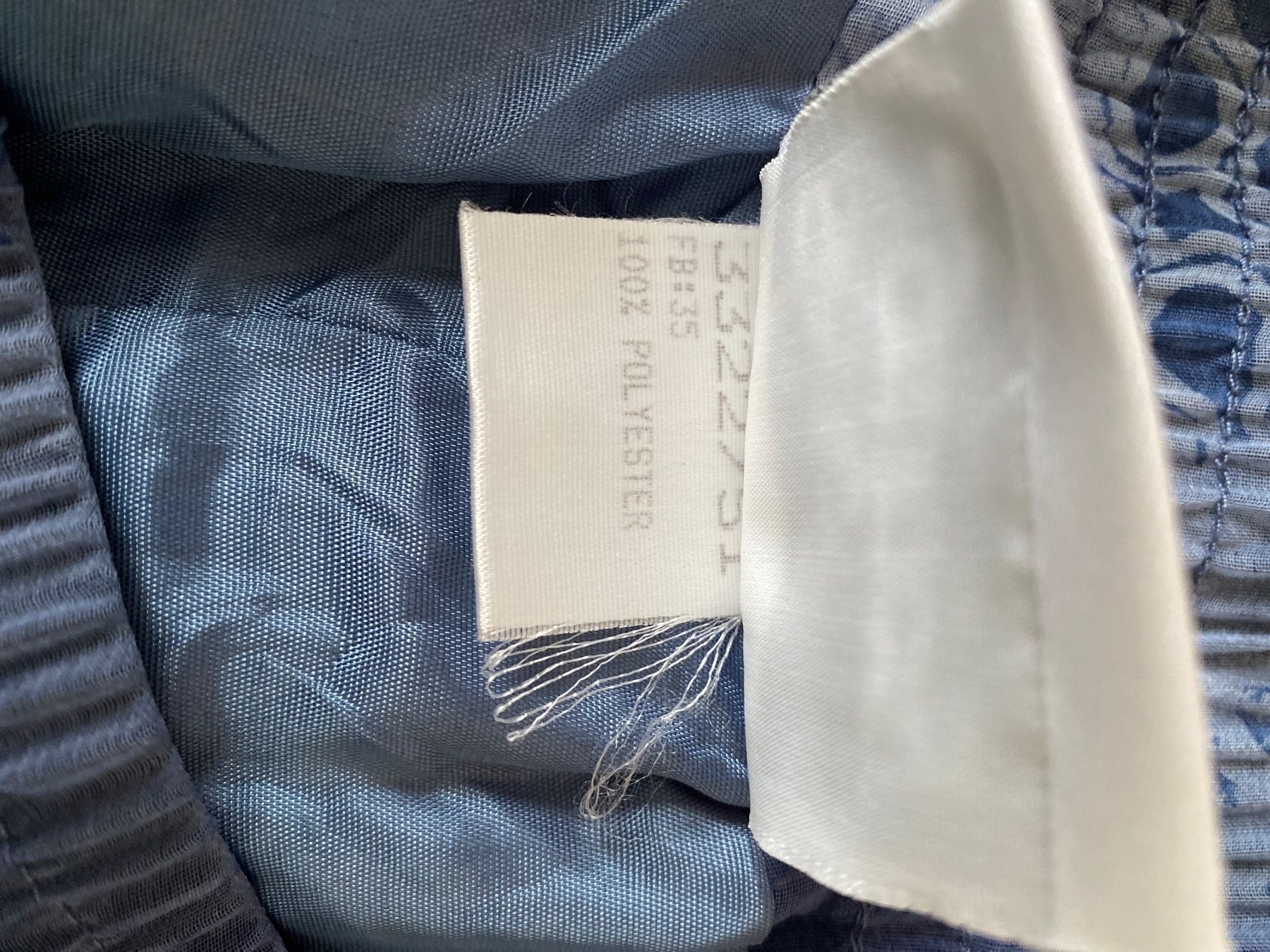 Costumi: Bluse mit Jupe – Usato da Bülach venduto da Jackybabue 6