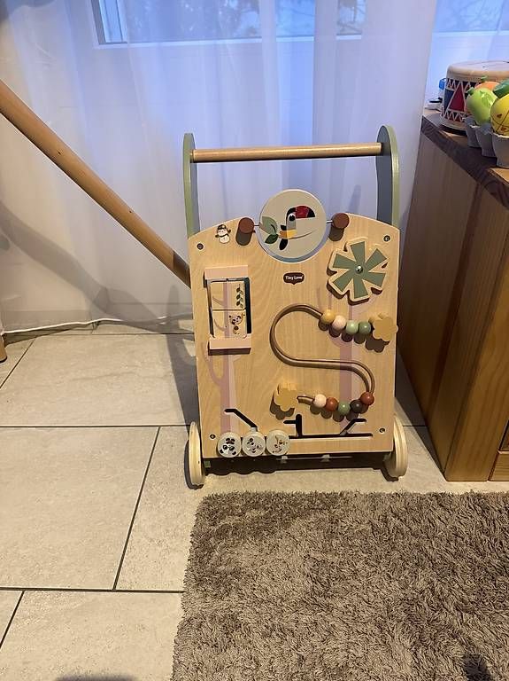 Véhicules pour enfants: Lauflernwagen  – D'occasion à Chur par Katha_Flamongo