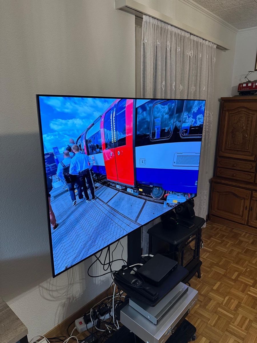 LG Appareils TV: LG OLED55C58 – Neuf (Voir description) à Ermensee par fam_8tsl 2