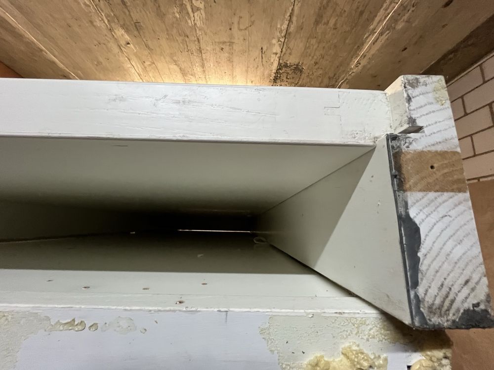 Türe,Nebeneingagstüre, Blockfutter Türe (Gebraucht) in Bertschikon ...
