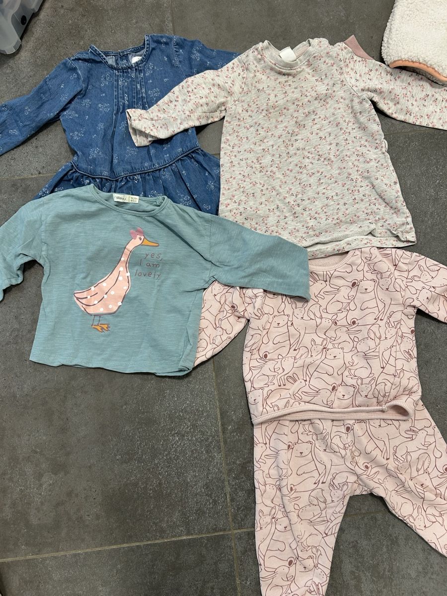 Lotti & Set di vestiti: Mädchen Kleiderpaket Gr 80/86 – Nuovo (secondo la descrizione) da Gisikon venduto da NIMU88 1