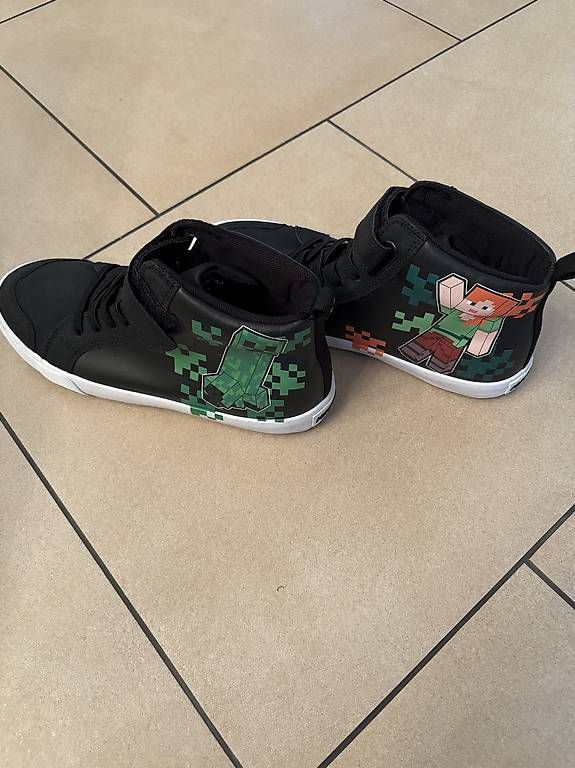 Scarpe per ragazzi: Minecraft Sneakers Gr. 38 – Nuovo (secondo la descrizione) da Wetzikon ZH venduto da hum_lw2c 1
