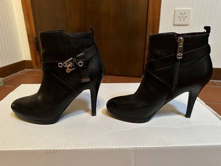 Bottines Tommy Hilfiger taille 37
