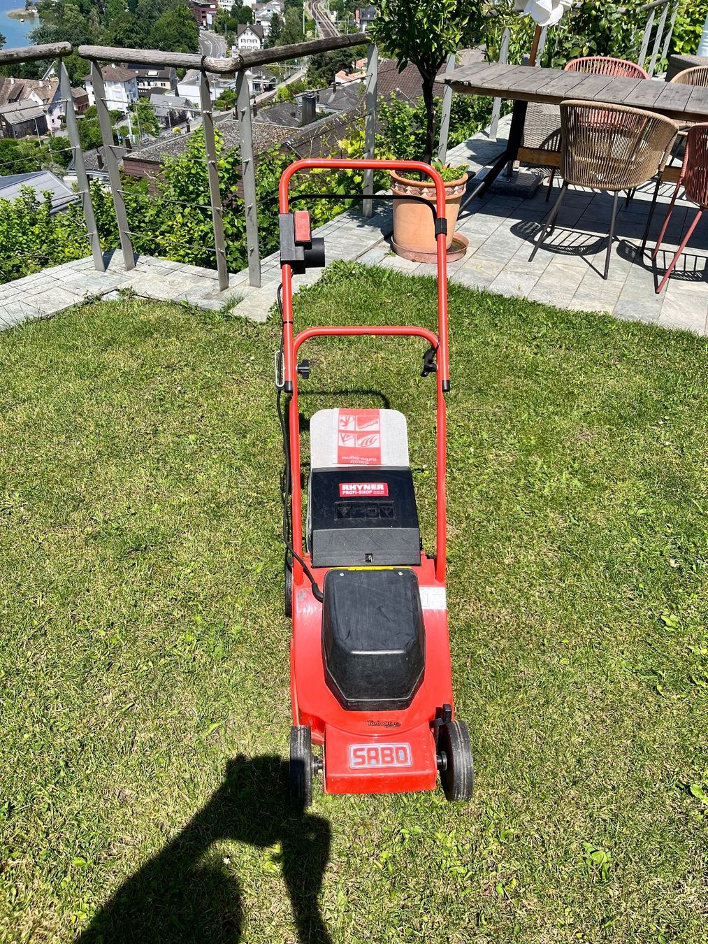 Tagliaerba: Shabo Electric Lawnmower - Excellent Condition, Red! – Usato da Erlenbach ZH venduto da waage77 3