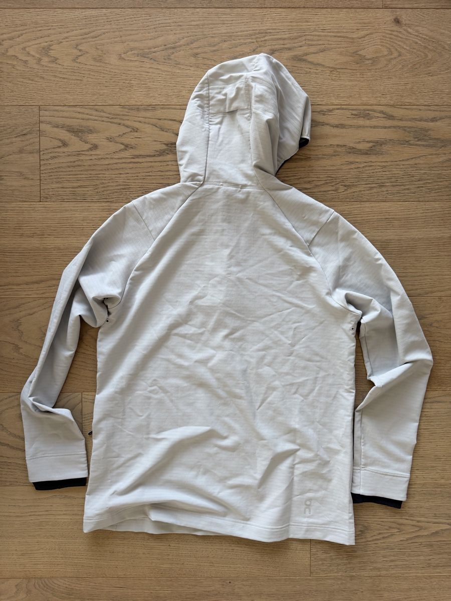 Pulls & Sweat-shirts: On Pace Hoodie M - neu – Neuf avec emballage d'origine à Zürich par z00mie 2