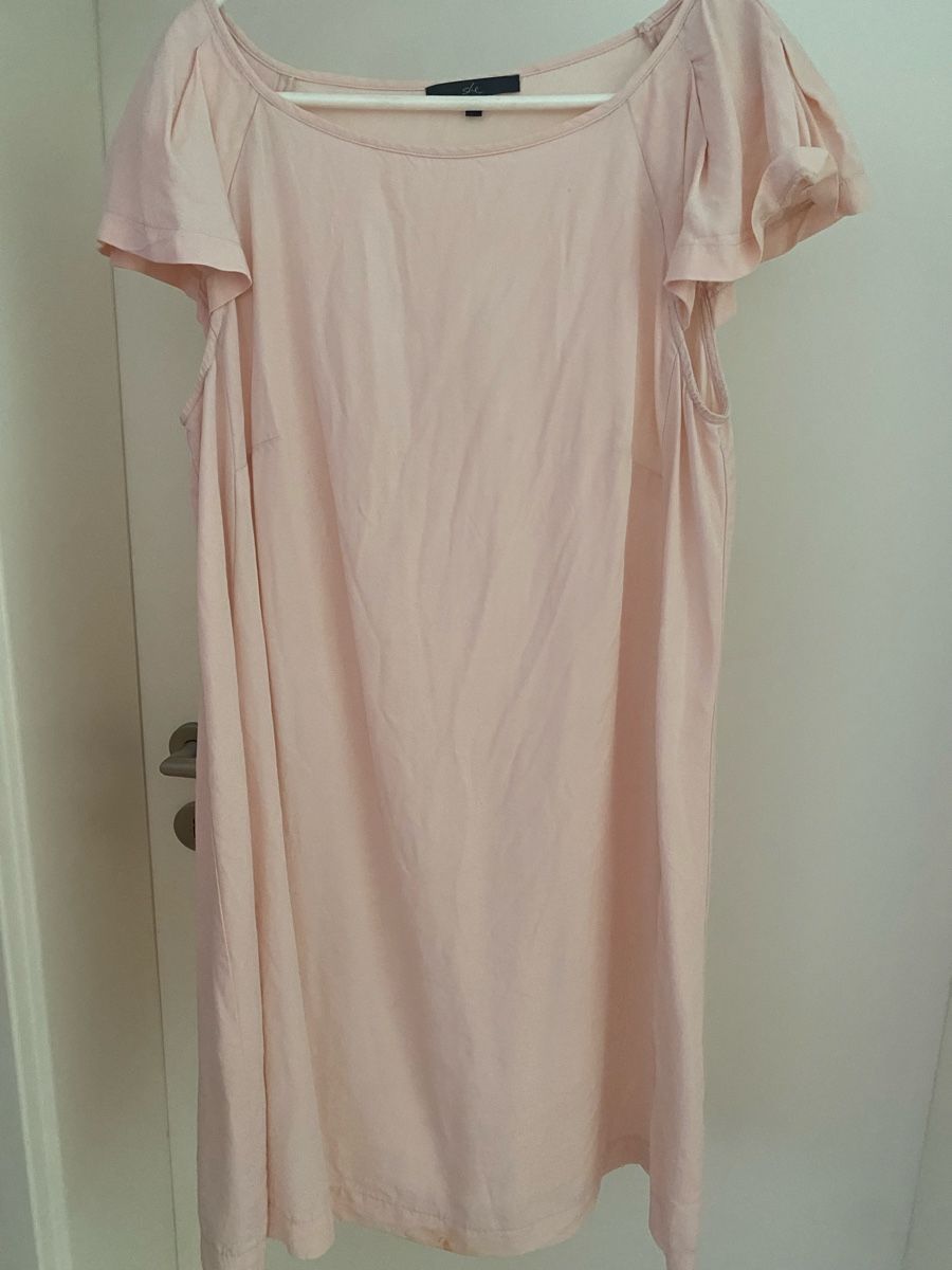 Robes: Hellrosa Viskose Leinen Kleid Grösse 42 – D'occasion à Basel par und_xj5q