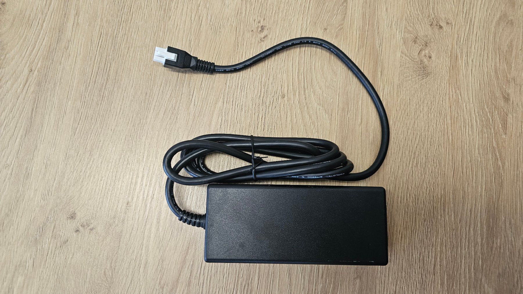 Cisco Caricabatterie: Cisco Netzteil  Ladegerät ADP-30RB CC – Nuovo (secondo la descrizione) da Boniswil venduto da LakeSide_Boniswil