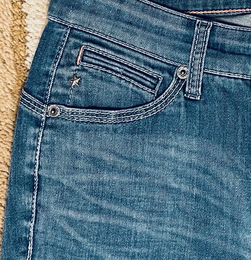 Cambio Jeans: CAMBIO Klassische Jeans G.34 – Usato da Oberwil BL venduto da DANA_FOX 1