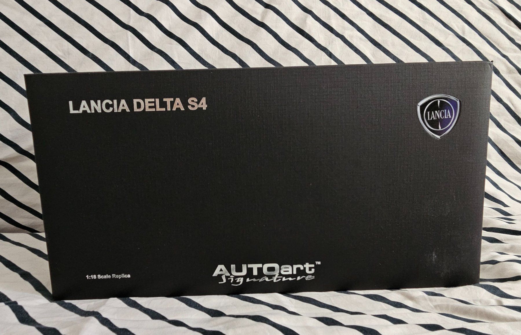 Autoart Modellini d'auto: Lancia Delta S4 1:18 AUTOart – Nuovo e nell'imballaggio originale da Minusio venduto da demi0110