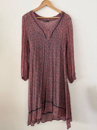 Sommerkleid von NILE, Grösse S, mit eingeknöpftem Unterrock