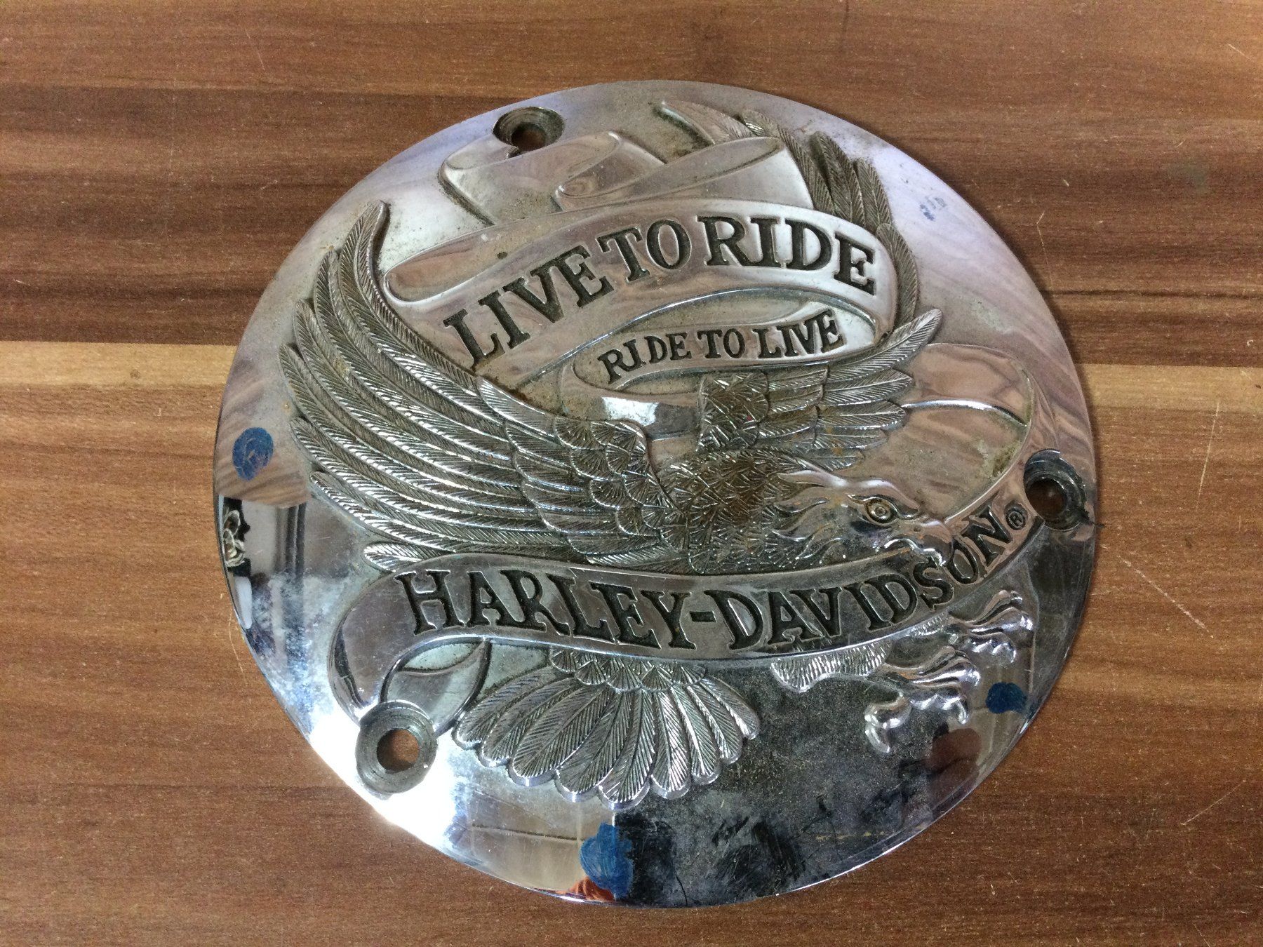 Harley-Davidson Tutti i ricambio per moto: Gebrauchter Deckel Harley-Davidson Emblem "Live to Ride" – Usato da Wangen SZ venduto da kuriosum12 1