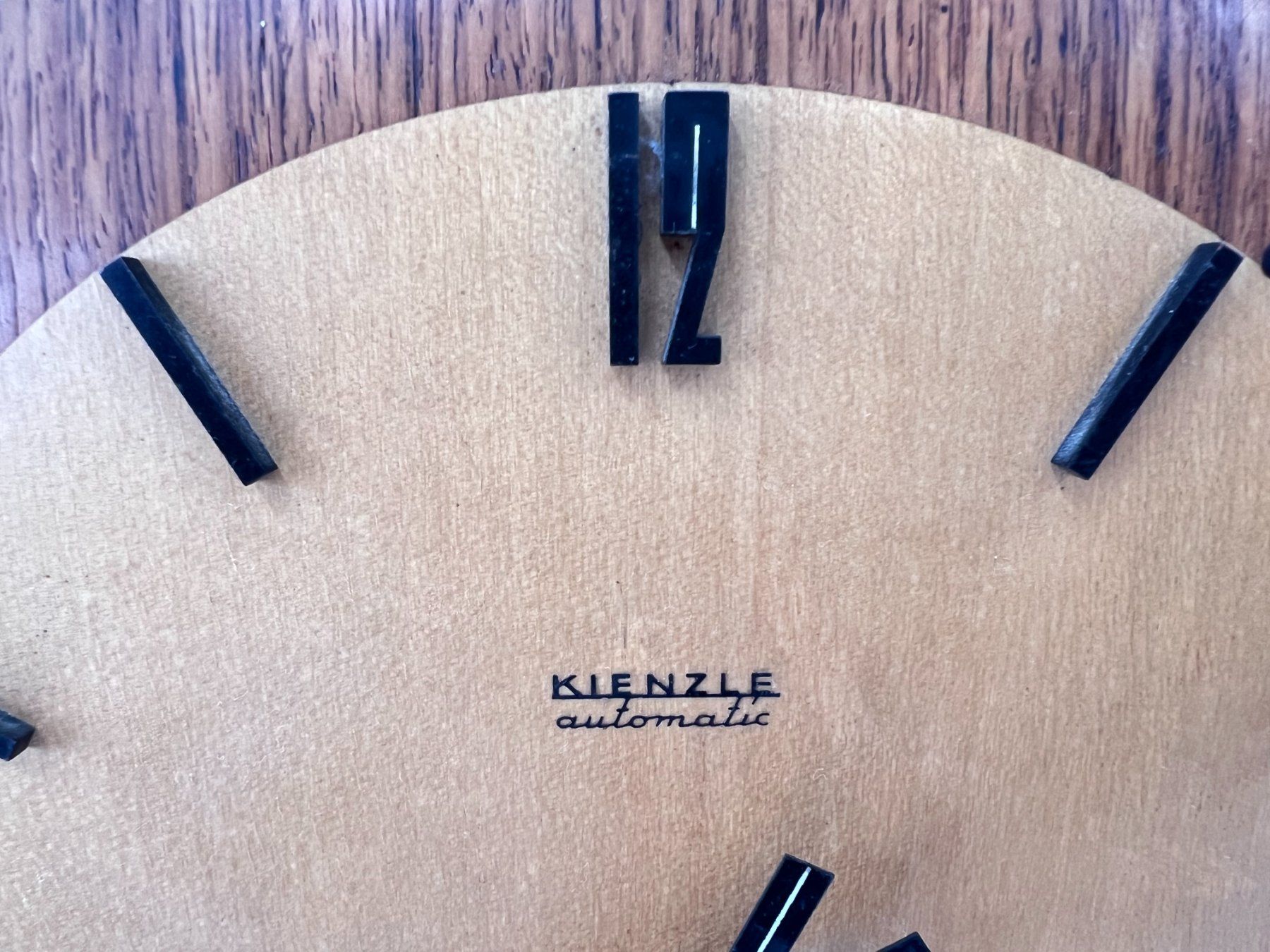 Kienzle Stand- & Wanduhren: Vintage Wanduhr - Kienzle – Gebraucht aus Walzenhausen von stilvollwohnen 1