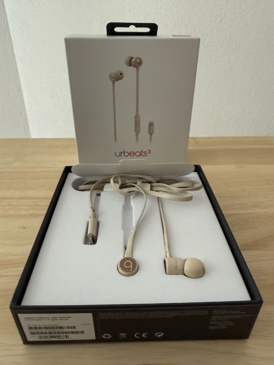 Beats Cuffie: Beats UrBeats 3 Earphones - Beige – Usato da Zürich venduto da mag_l22q