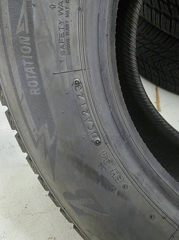Pneumatici & Ruote complete: Bridgestone Blizzak DM-V3 neufs. – Usato da Bussigny venduto da jau_5zcy
