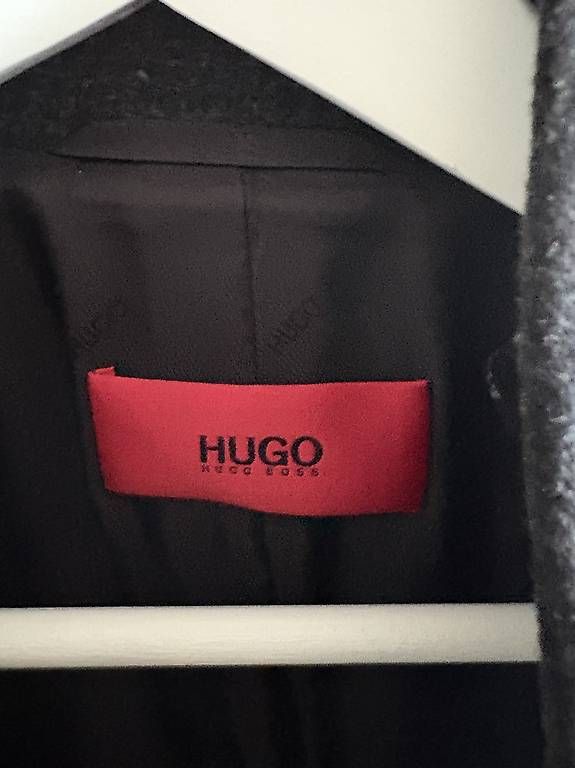 Manteaux: Hugo - Manteau / Parka taille 48 – D'occasion à Geneve par tom_d7f8 2