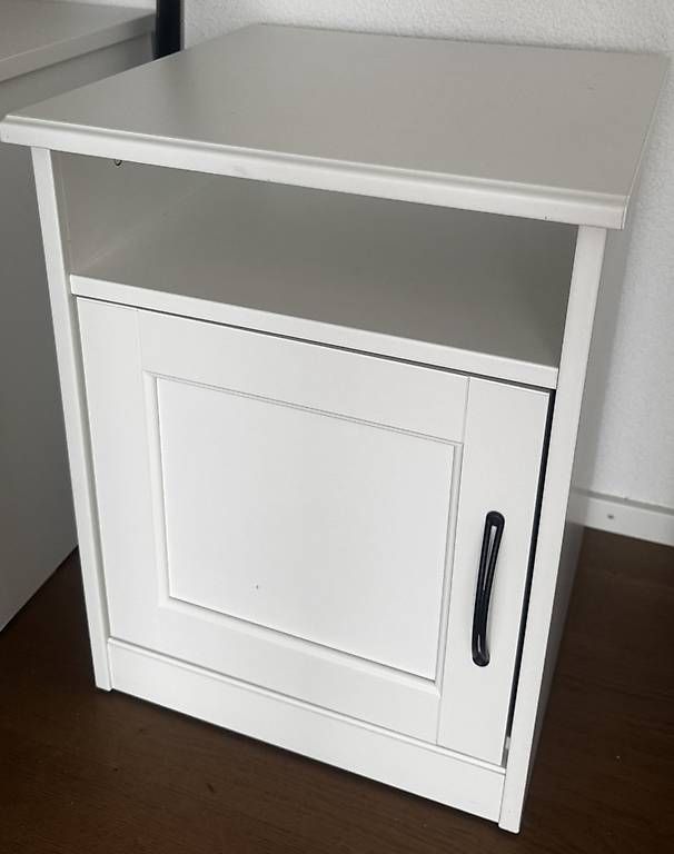 Ikea Comodini: IKEA SONGESAND Nacht,- Ablagetisch – Usato da Oberentfelden venduto da angelheart71