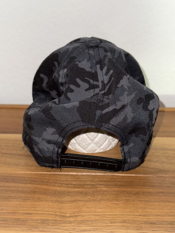 New Era Copricapi, berretti & cappellini: Batman Cap Grau Camouflage - Zeige deine dunkle Seite! – Usato da Basel venduto da mik_tm6m 2