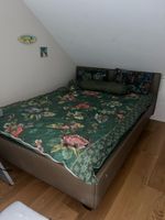 Gebrauchtes Doppelbett, braun, inklusive Lattenrost 🛌