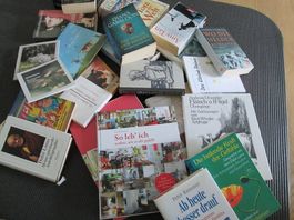 Romane, Sachbücher, Bibliographien, Gedichte