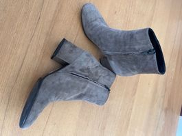 Stiefeletten aus Wildleder, Grösse 38