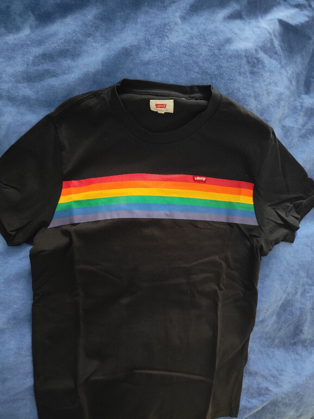 Levi's T-shirt: Levis Original, Regenbogen, TShirt, Top Zustand! – Nuovo (secondo la descrizione) da Muttenz venduto da NMtn.