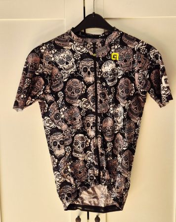Ale Trikot M