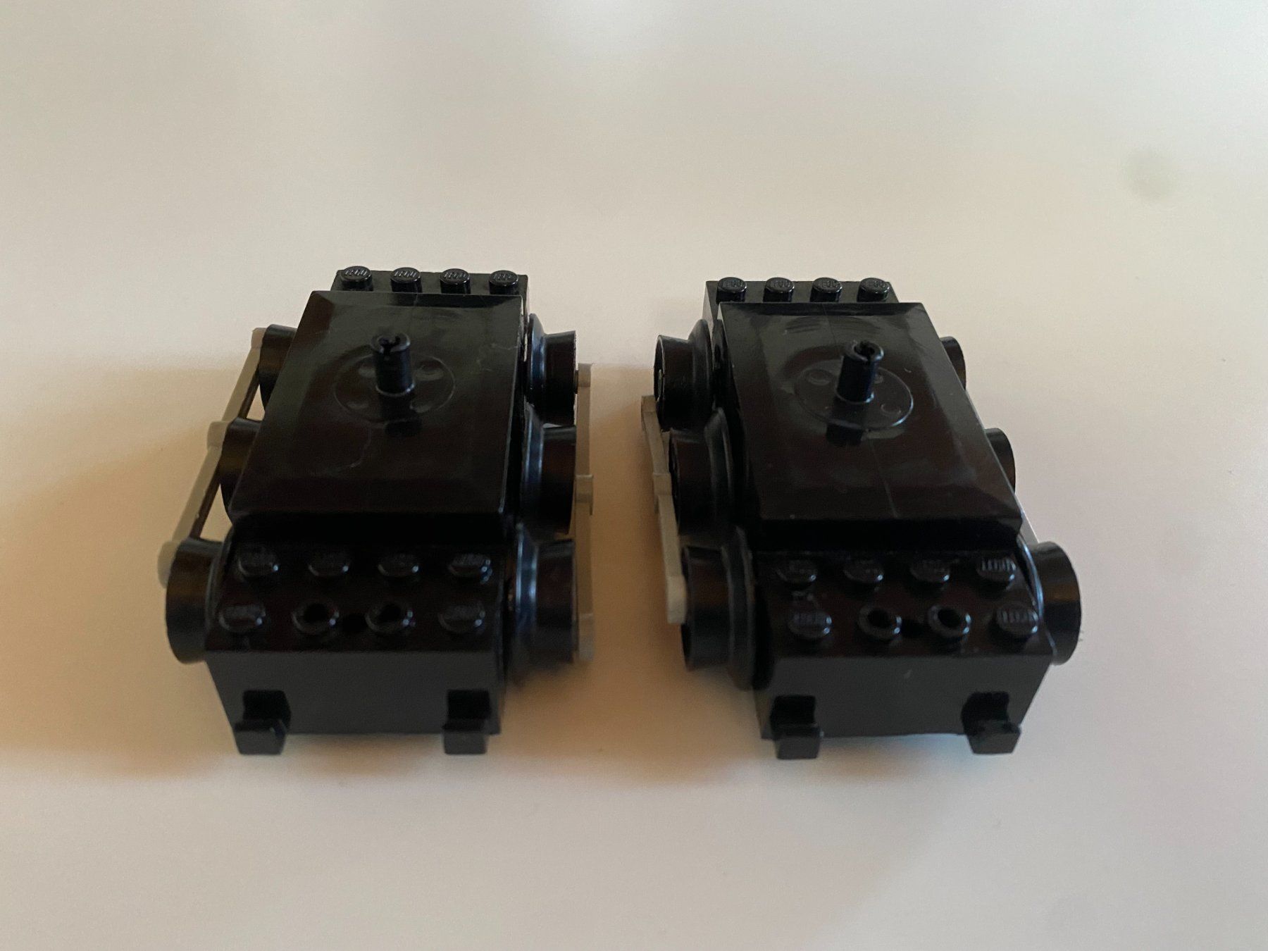 Lego Giocattoli: LEGO - 2 - EISENBAHN - 12 VOLT - MOTOREN – Usato da Gelterkinden venduto da ajdt4
