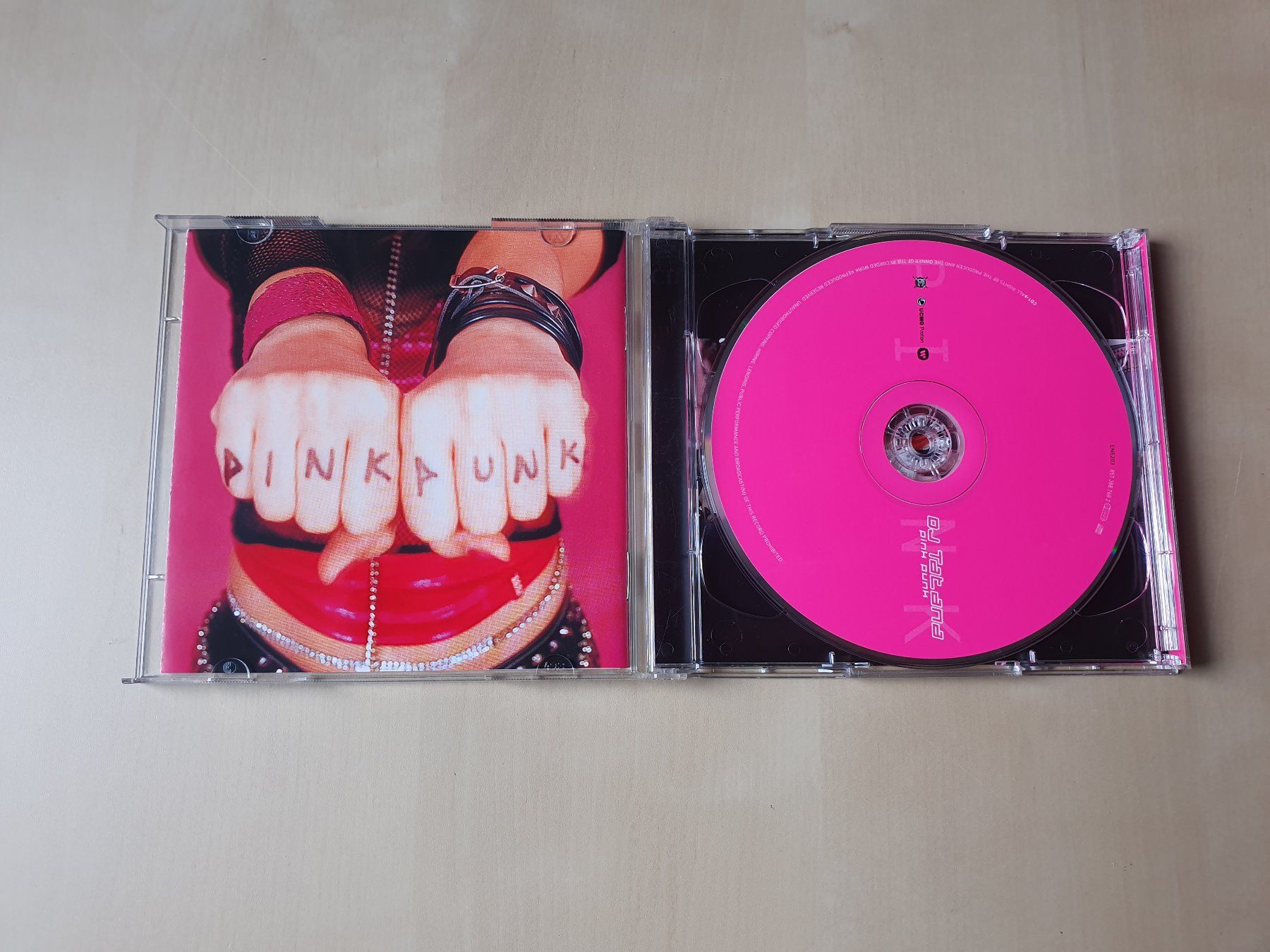 CDs: DJ Tatana Pink Punk – D'occasion à Stansstad par collectorsshop 2