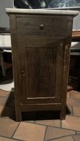 Antiker Holz-Nachttisch mit Marmorplatte, Vintage Look